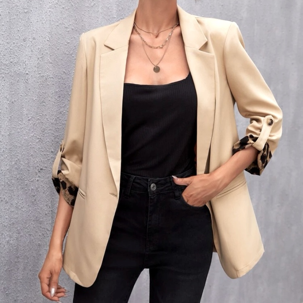 Leopard 🐆 Khaki Button Sleeve Blazer